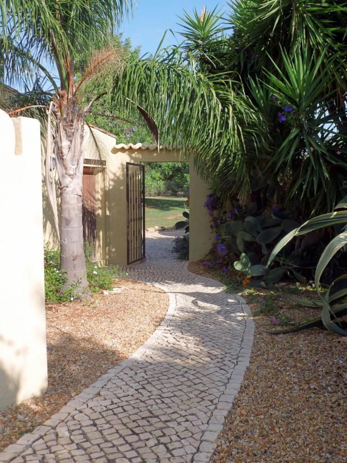 Quinta Pereiro Tropic Garden, Algarve Bed & Breakfast Moncarapacho Exterior photo