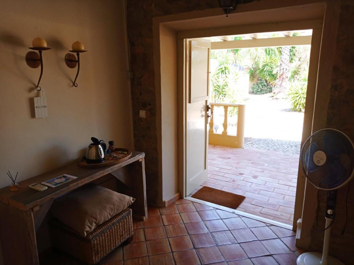 Quinta Pereiro Tropic Garden, Algarve Bed & Breakfast Moncarapacho Exterior photo